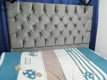 Chaturbate Adult Webcam of cute_ebony_18_