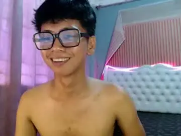 Chaturbate Watch Live Sex Cams of nerdy_nate