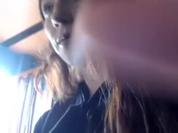 Chaturbate Sex Cam of bella_luna34