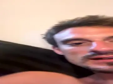 Chaturbate Nude Webcam of richardstrong94