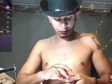 Chaturbate Live Sex of angel_latinboy