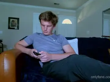 Chaturbate Free Porn Cam of deeyungguy