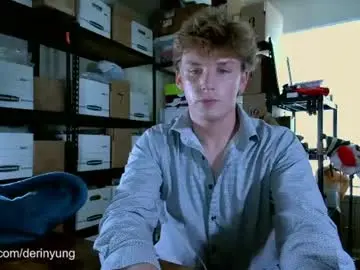 Chaturbate Nude Webcam of deeyungguy