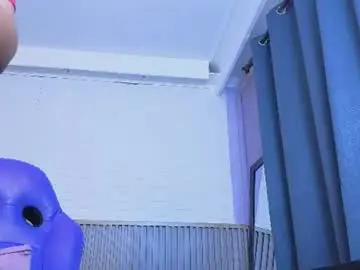Chaturbate Live Sex Cam of milena_lawson
