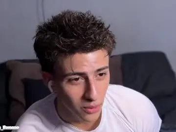 Chaturbate Live Porn of salvatore_romanoo