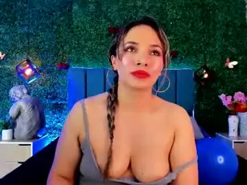 Chaturbate Live Sex Cam of kiaraa88