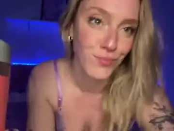 Chaturbate Free Live Porn of emmaonlyx1
