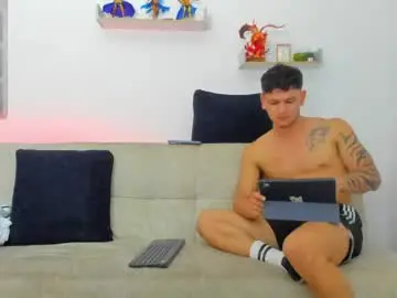 Chaturbate Watch Live Sex Cams of straight__friends