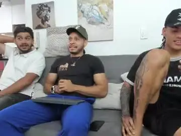 Chaturbate Live Sex of straight__friends