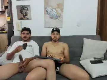 Chaturbate Live Sex of straight__friends