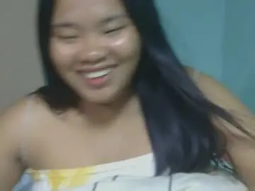 Chaturbate Live Sex Cam of yourpinay_belle