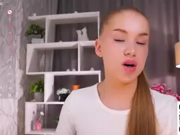 Chaturbate Sex Cam of cinacandy