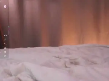 Chaturbate Live Sex Cam of cinacandy