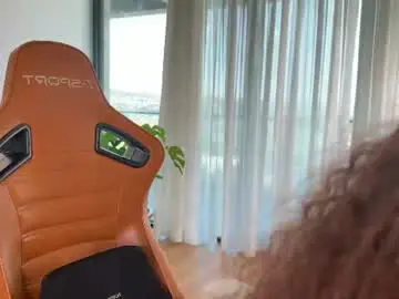 Chaturbate Live Sex Cam of blissdilley