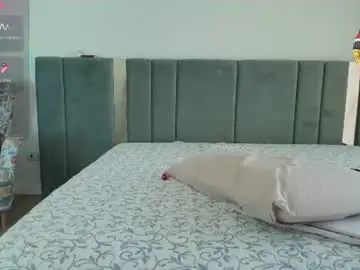 Chaturbate Live Porn of angel_danm_milf