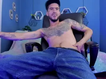 Chaturbate Sex Cam of harold_999