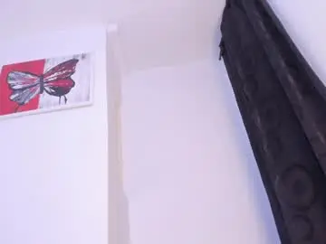 Chaturbate Best live sex cam show of camilaladysmith