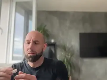 Chaturbate Live Porn of tommyx01