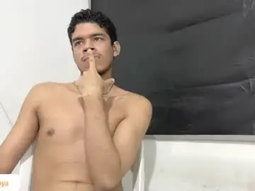 Chaturbate Watch Live Sex Cams of jonhsebastiann
