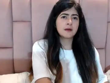 Chaturbate Nude Webcam of skyler1195
