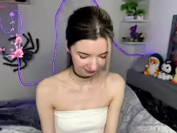 Chaturbate Watch Live Sex Cams of emmie_everly