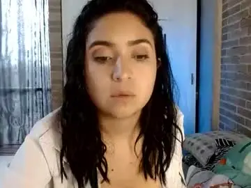 Chaturbate Live Sex Cam of helenacyruss666
