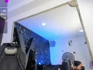 Chaturbate Free Porn Cam of dalaymoore_