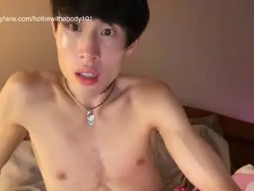 Chaturbate Nude Webcam of hottiewithabody101