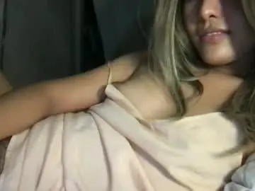 Chaturbate Sex Cam of pinky_skylar