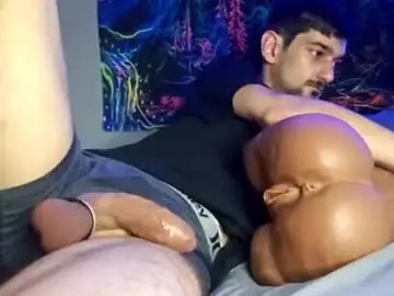 Chaturbate Watch Live Sex Cams of bigwhitecock_liam