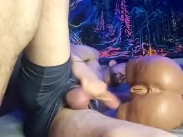 Chaturbate Live Sex of bigwhitecock_liam