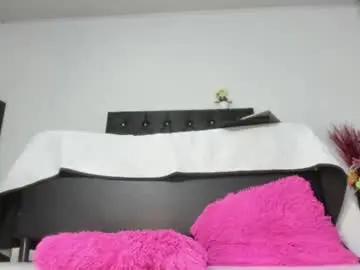 Chaturbate Live Sex Cam of martinaclark