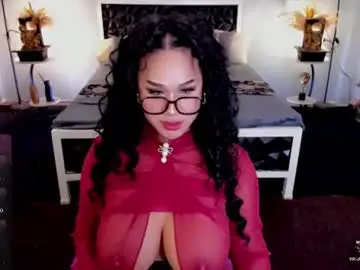 Chaturbate Free Porn Cam of majesty_chesca