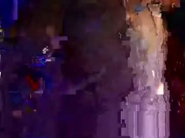 Chaturbate Watch Live Sex Cams of magic_bus_adventures