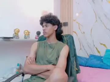 Chaturbate Live Sex of zayn_fox32