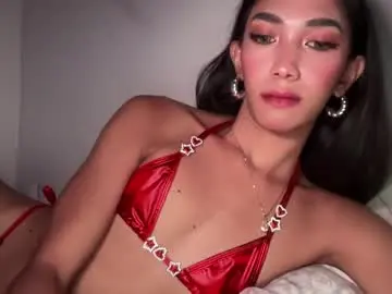 Chaturbate Nude Webcam of azalea_cum69