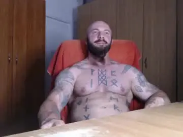 Chaturbate Live Porn of strongivan