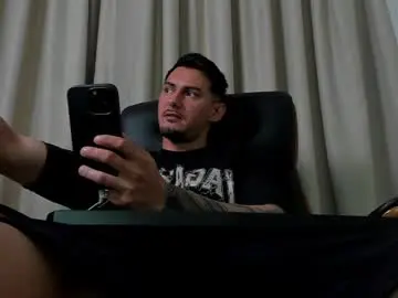 Chaturbate Live Porn of clintmasterss