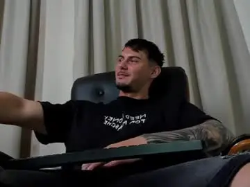 Chaturbate Live Sex Cam of clintmasterss