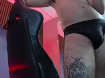 Chaturbate Free Porn Cam of marcusgrayy