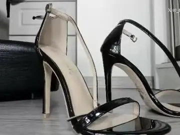 Chaturbate Live Sex Cam of ms_enigma
