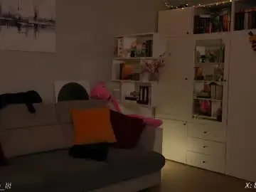 Chaturbate Live Porn of _blackbee_