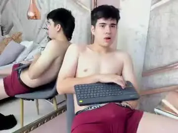 Chaturbate Nude Webcam of milanmercier