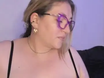 Chaturbate Sex Chat of naty__mature_