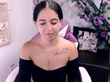 Chaturbate Nude Webcam of samantha2girl