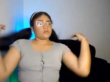 Chaturbate Nude Webcam of isamoon99