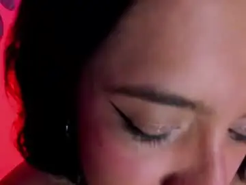 Chaturbate Best live sex cam show of roxanne_han