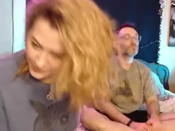 Chaturbate Live Sex Cam of foxymalloryknoxy69