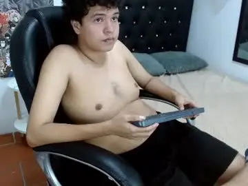 Chaturbate Free Live Porn of ethan_cortes