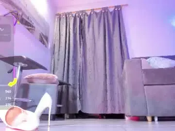 Chaturbate Live Sex of thais_dreams